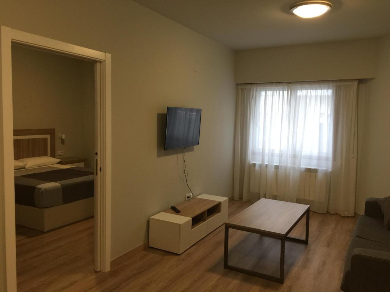 Hotel Celanova Esterno foto