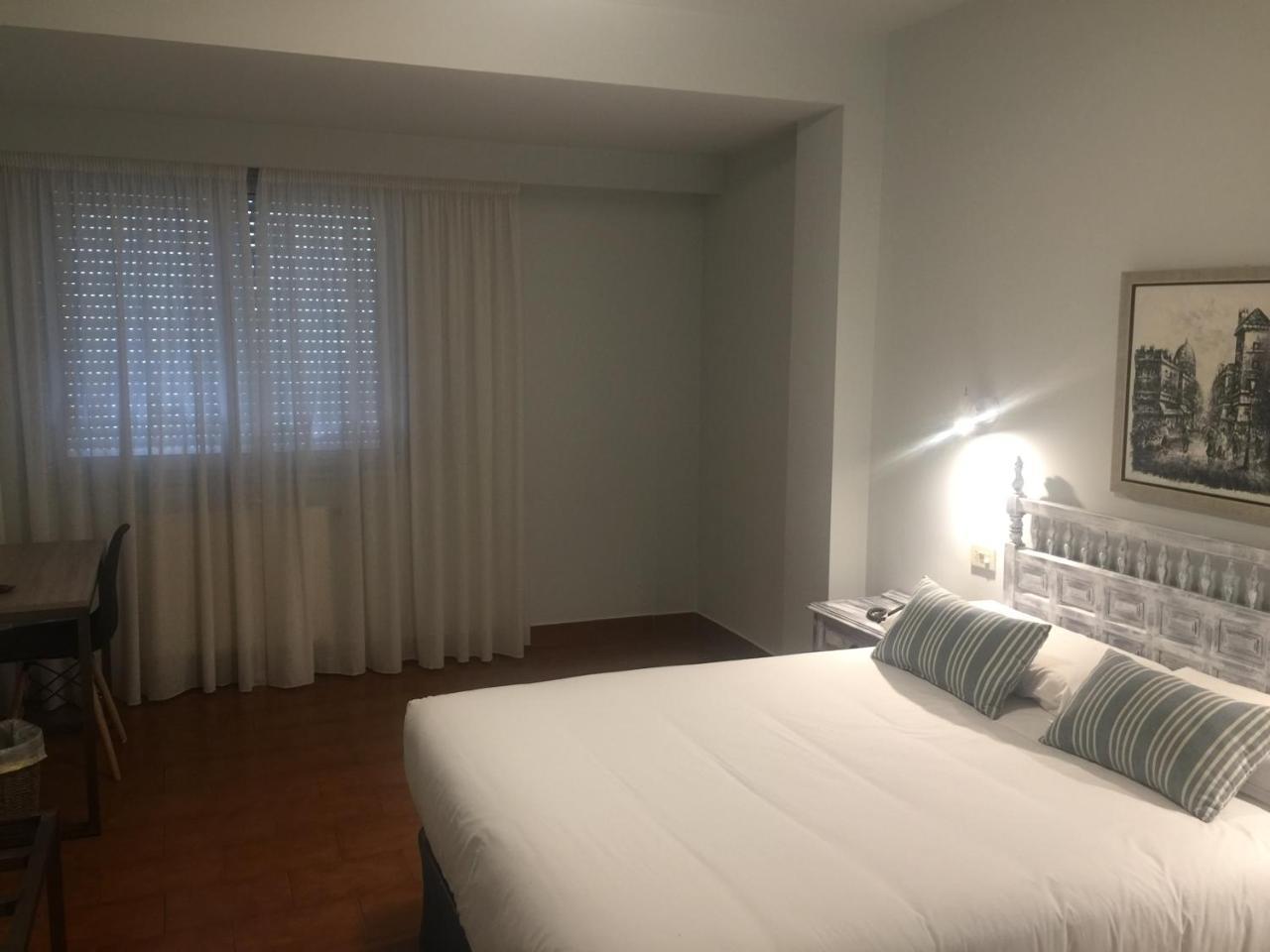 Hotel Celanova Esterno foto